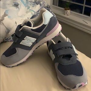 574 wide new balance shoes